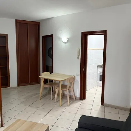 Ciudad Jardin Апартаменты *