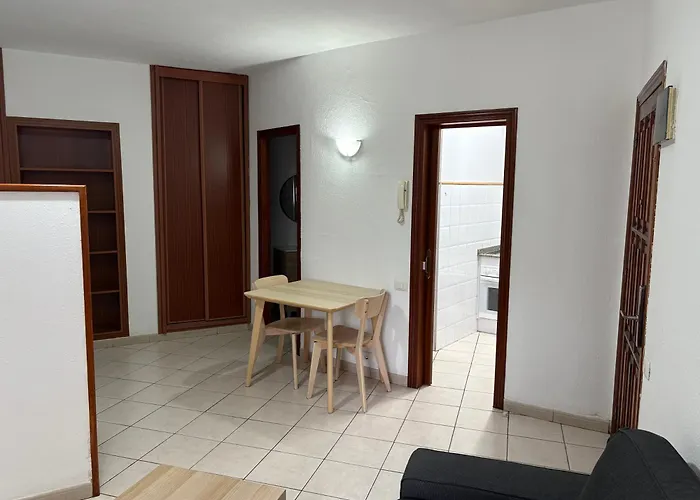 Ciudad Jardin Апартаменты *