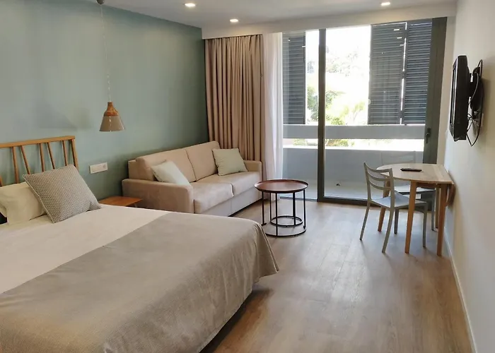 Ciudad Jardin Апартаменты *
